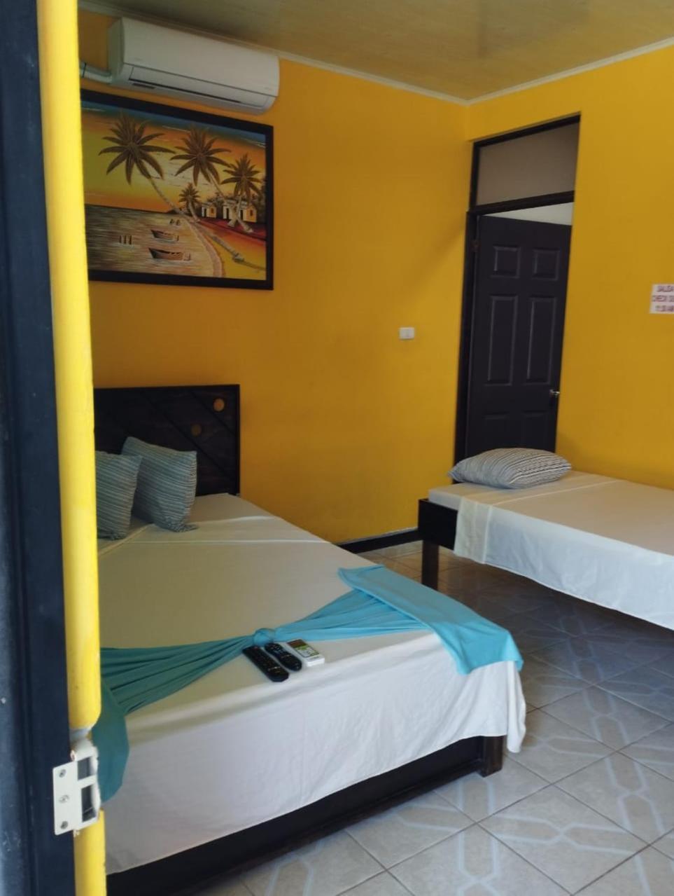 Cabinas Hukats Secret Jungle Puerto Viejo de Talamanca Kültér fotó