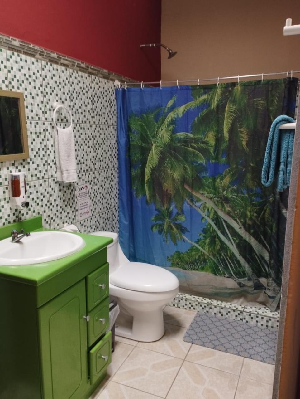 Cabinas Hukats Secret Jungle Puerto Viejo de Talamanca Kültér fotó